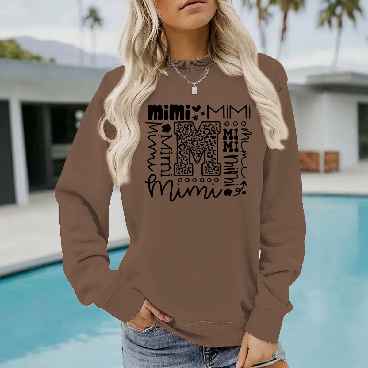 Letter printed round neck long sleeved sweatshirt