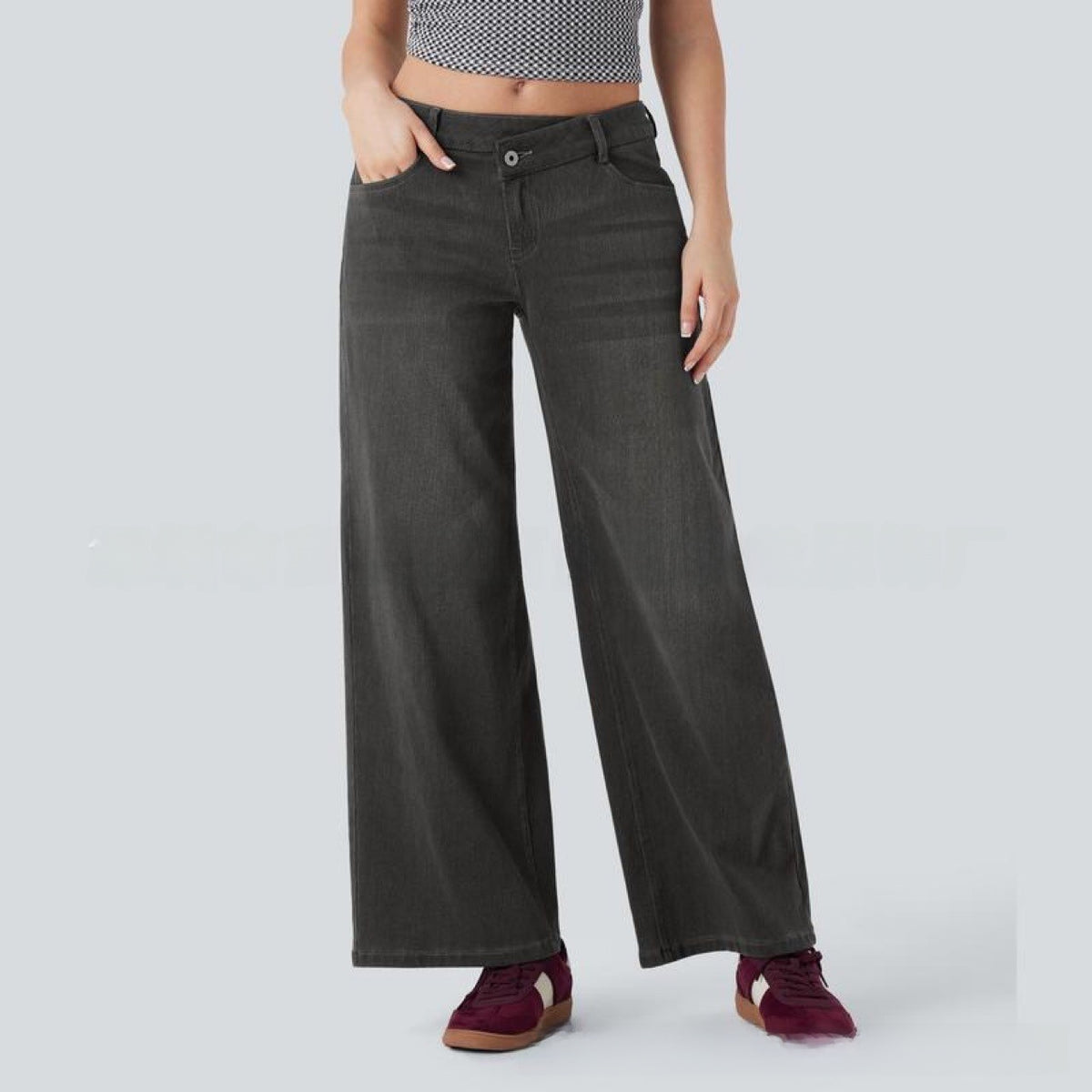 Slant Buckle Loose Wide-Leg Jeans